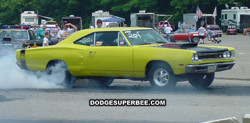 1969 Dodge Super Bee, photo from the 2002 Tri-State Chrysler Classic, Hamilton Ohio